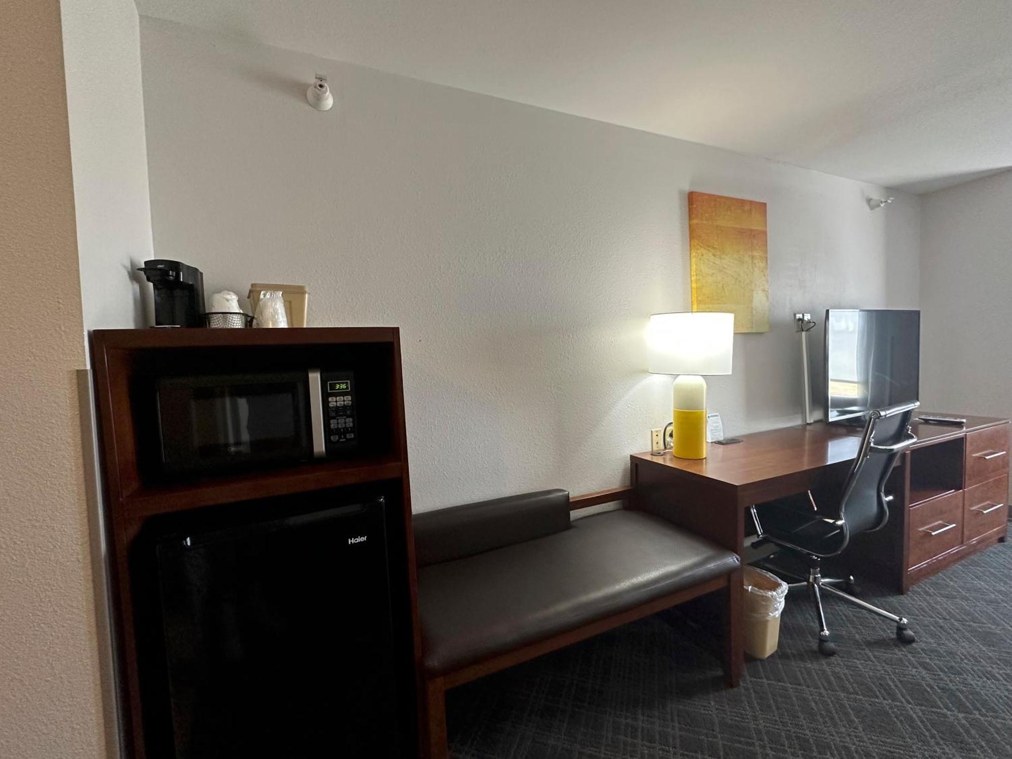 Comfort Suites Jackson-Cape Girardeau Exterior photo